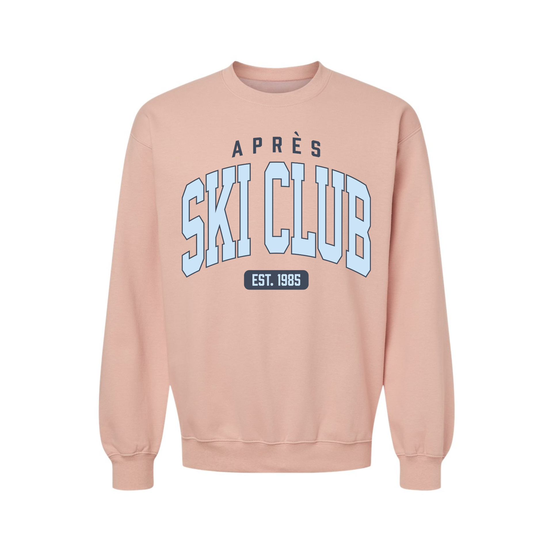 Après Ski Club graphic crewneck sweatshirt in Dusty Rose featuring blue collegiate lettering and vintage winter aesthetic.